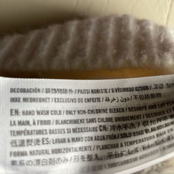 3/$20 Abercrombie & Fitch Gray & White Geometric Cropped Sweater (Size: XS) - Picture 13 of 13